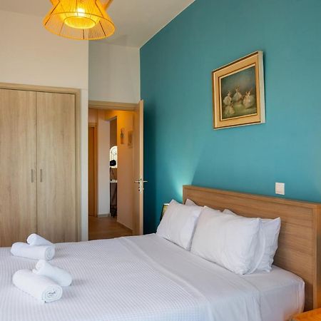 Margarita'S Seafront Luxury Apartment 伊罗达 外观 照片