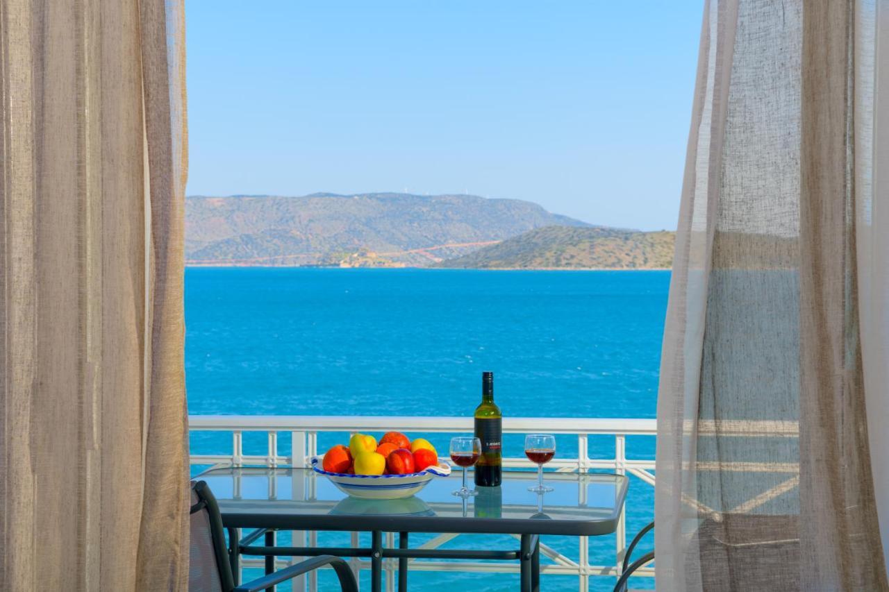 Margarita'S Seafront Luxury Apartment 伊罗达 外观 照片